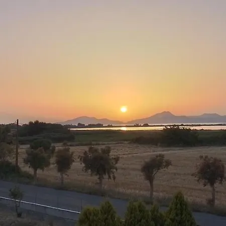 Salt Lake Sunset Tigaki Marmari  Exterior photo